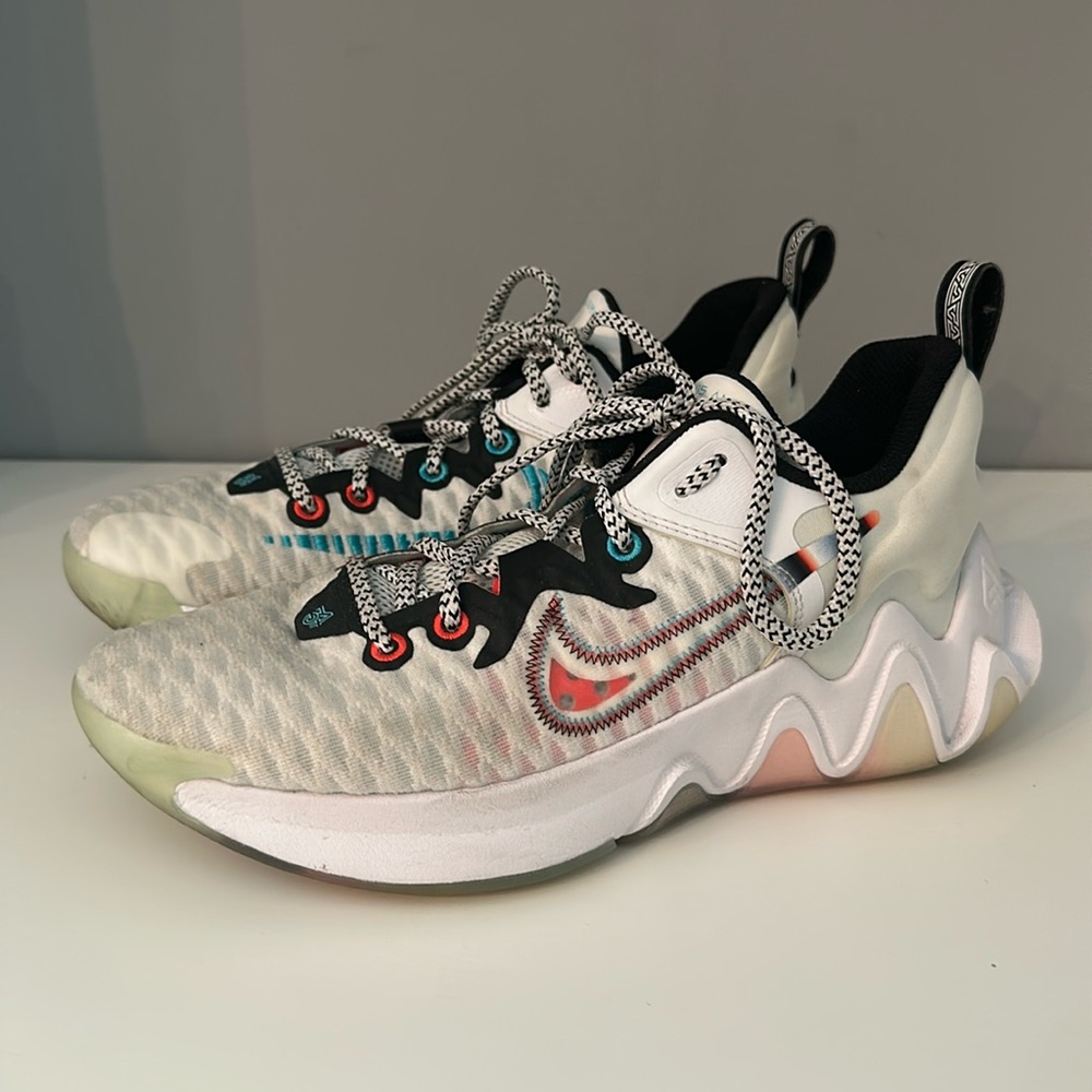 NIKE GIANNIS IMMORTALITY FORCE FIELD BASKETBALL SHOES SIZE 7